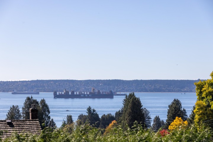 Photo 2 at 2484 Ottawa Avenue, Dundarave, West Vancouver