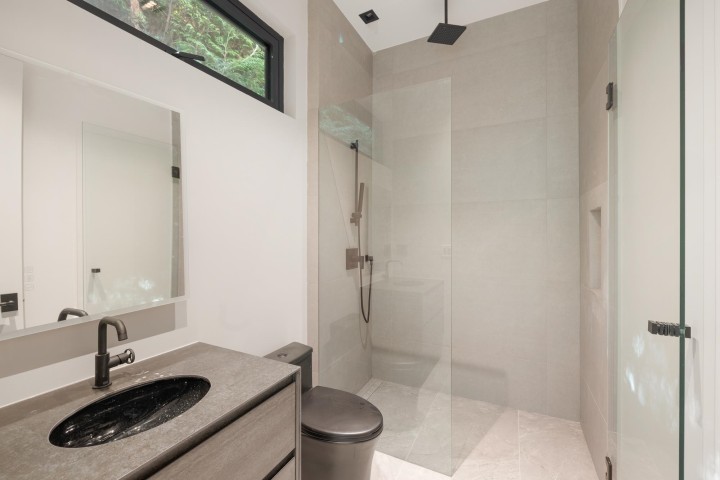 Photo 36 at 2484 Ottawa Avenue, Dundarave, West Vancouver