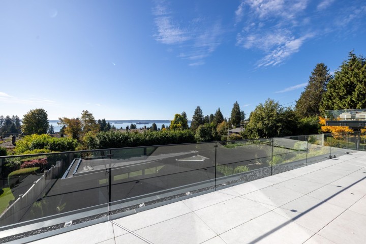 Photo 8 at 2484 Ottawa Avenue, Dundarave, West Vancouver