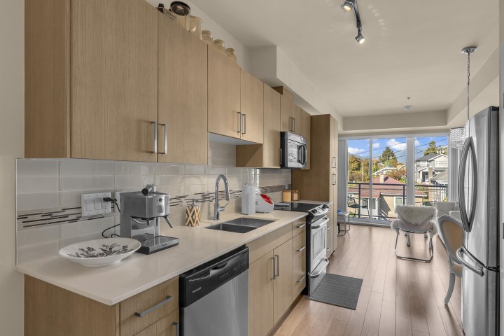 Photo 6 at 505 - 388 Kootenay Street, Hastings Sunrise, Vancouver East