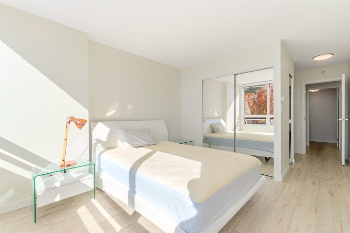 Photo 13 at 2A - 199 Drake Street, Yaletown, Vancouver West