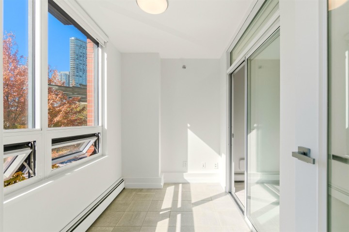 Photo 17 at 2A - 199 Drake Street, Yaletown, Vancouver West