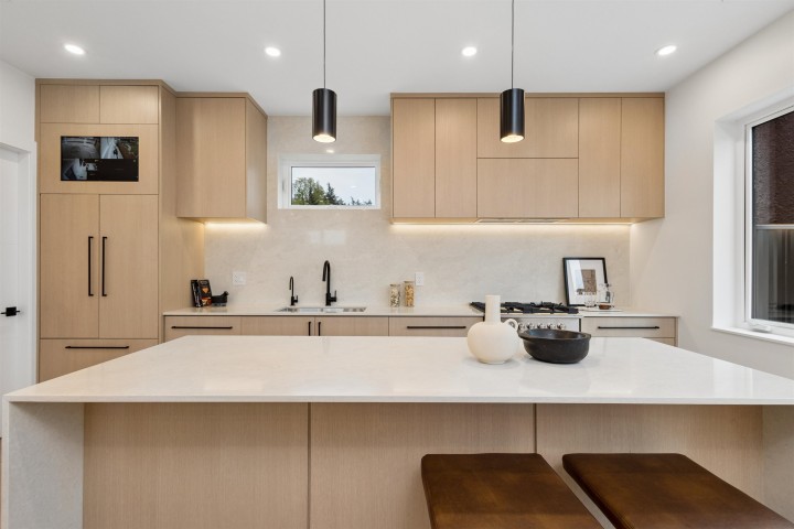 Photo 13 at 1 - 3639 E 46th Avenue, Killarney VE, Vancouver East