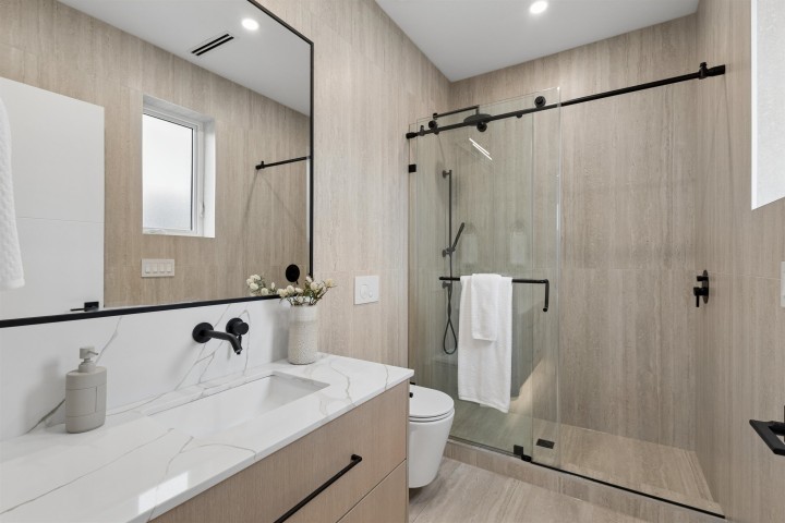 Photo 20 at 1 - 3639 E 46th Avenue, Killarney VE, Vancouver East