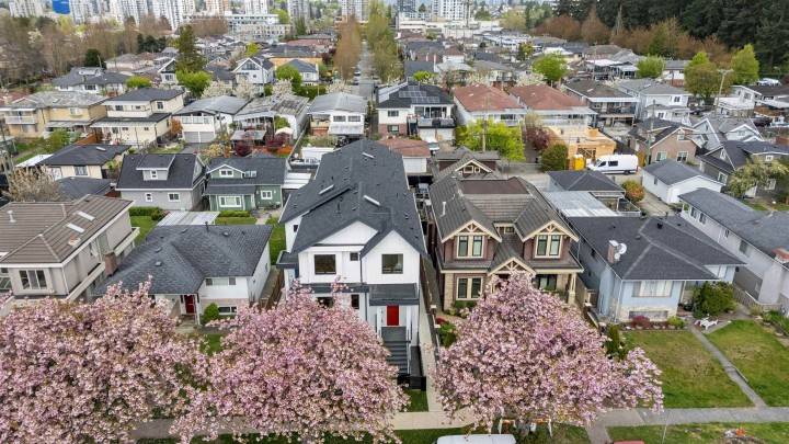 Photo 30 at 1 - 3639 E 46th Avenue, Killarney VE, Vancouver East