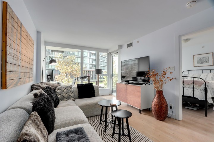 Photo 10 at 207 - 1618 Quebec Street, Mount Pleasant VE, Vancouver East