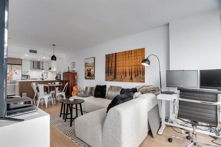 Photo 8 at 207 - 1618 Quebec Street, Mount Pleasant VE, Vancouver East