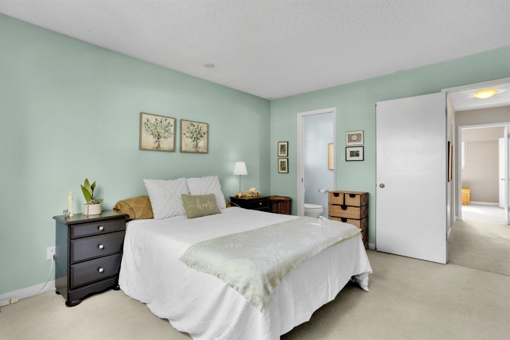 Photo 16 at 2412 E 40th Avenue, Collingwood VE, Vancouver East