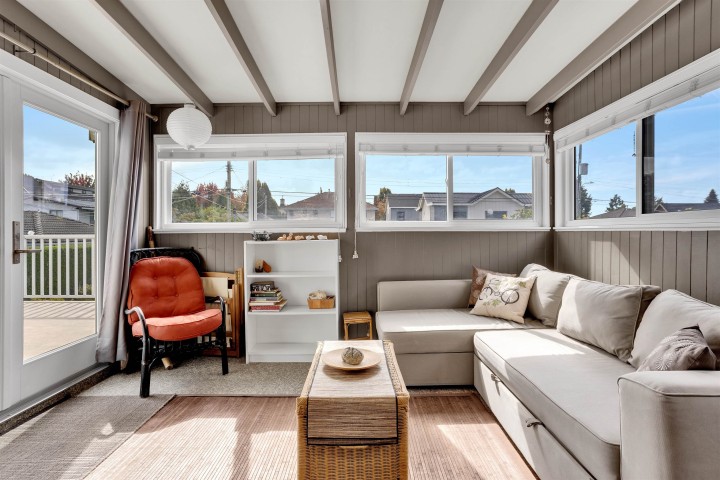 Photo 11 at 2412 E 40th Avenue, Collingwood VE, Vancouver East
