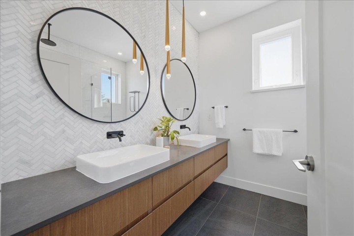 Photo 17 at 2137 E 2nd Avenue, Grandview Woodland, Vancouver East