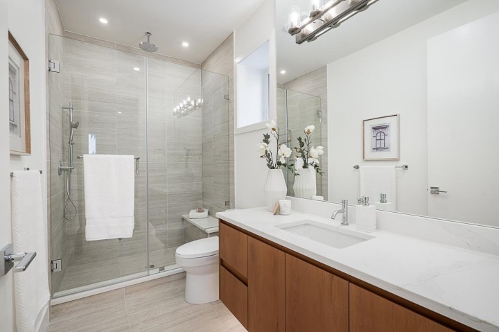 Photo 23 at 2 - 1845 E 51st Avenue, Killarney VE, Vancouver East