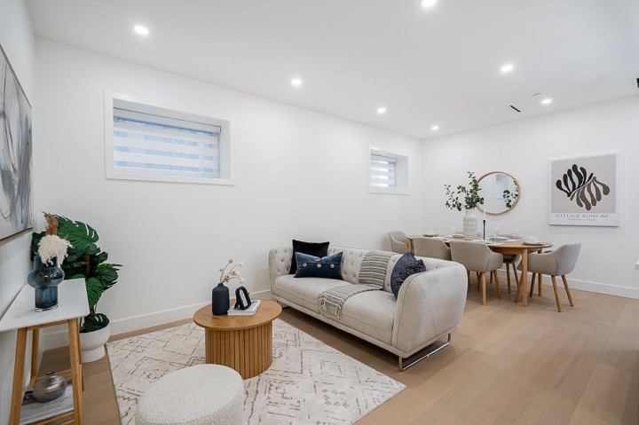 Photo 6 at 2 - 1845 E 51st Avenue, Killarney VE, Vancouver East