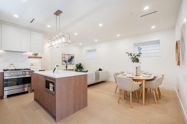 Photo 1 at 2 - 1845 E 51st Avenue, Killarney VE, Vancouver East