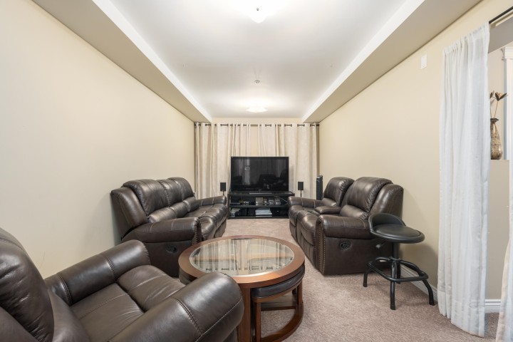 Photo 26 at 36 E 54 Avenue, South Vancouver, Vancouver East
