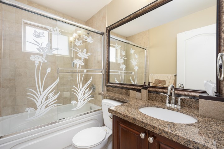 Photo 20 at 36 E 54 Avenue, South Vancouver, Vancouver East