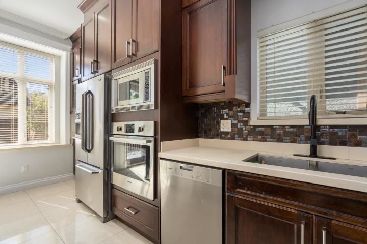 Photo 16 at 6387 Prince Albert Street, Fraser VE, Vancouver East
