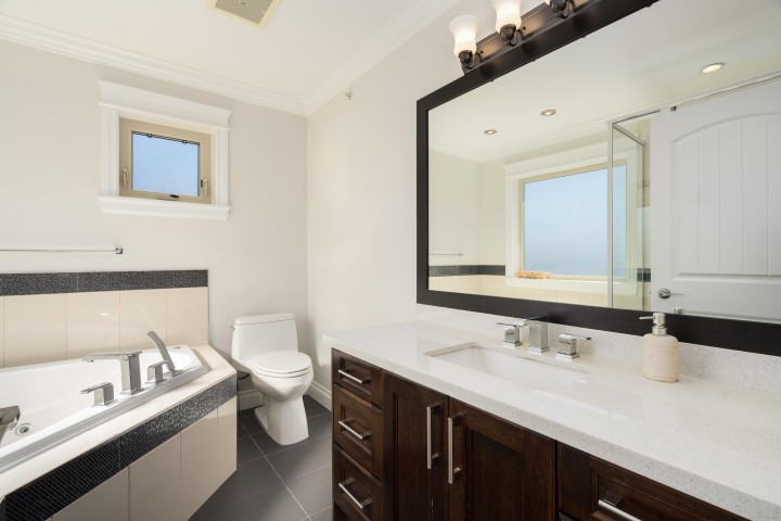 Photo 30 at 6387 Prince Albert Street, Fraser VE, Vancouver East