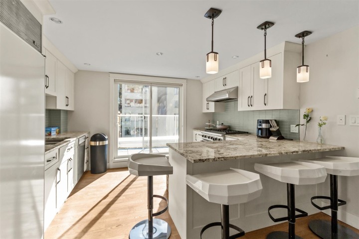 Photo 11 at PH - 1403 Beach Avenue, West End VW, Vancouver West