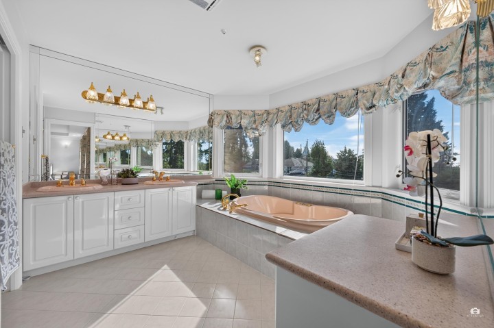 Photo 24 at 3838 W 38th Avenue, Dunbar, Vancouver West