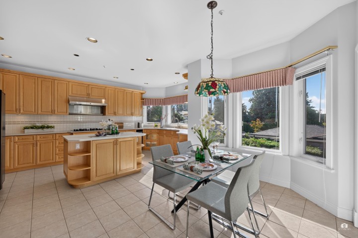 Photo 14 at 3838 W 38th Avenue, Dunbar, Vancouver West