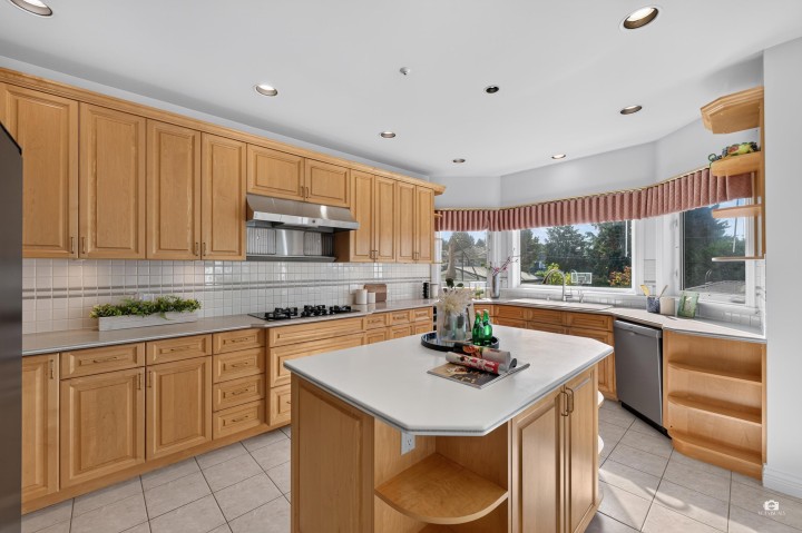 Photo 15 at 3838 W 38th Avenue, Dunbar, Vancouver West