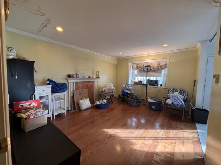 Photo 6 at 1438 W 64th Avenue, Marpole, Vancouver West