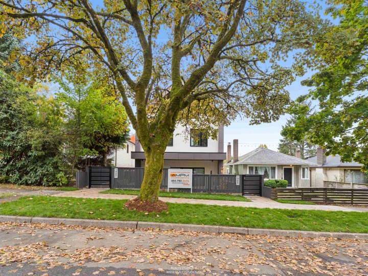 Photo 34 at 1 - 1986 E 8th Avenue, Grandview Woodland, Vancouver East