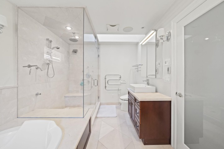 Photo 28 at 2896 W 38th Avenue, Kerrisdale, Vancouver West