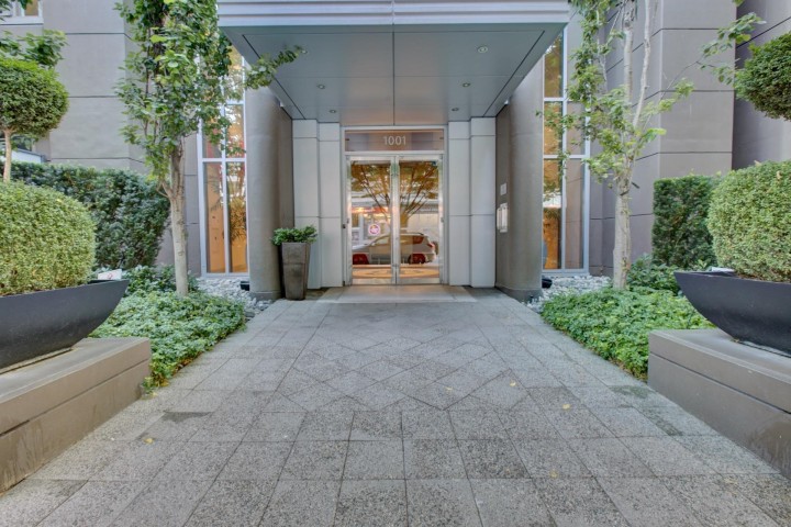 Photo 29 at 2403 - 1001 Homer Street, Yaletown, Vancouver West