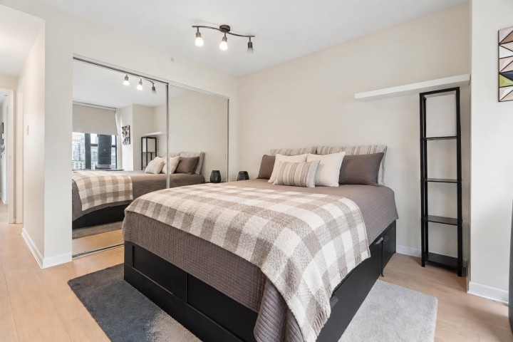 Photo 9 at 1405 - 1155 Homer Street, Yaletown, Vancouver West