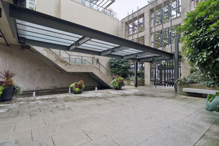 Photo 14 at 1405 - 1155 Homer Street, Yaletown, Vancouver West