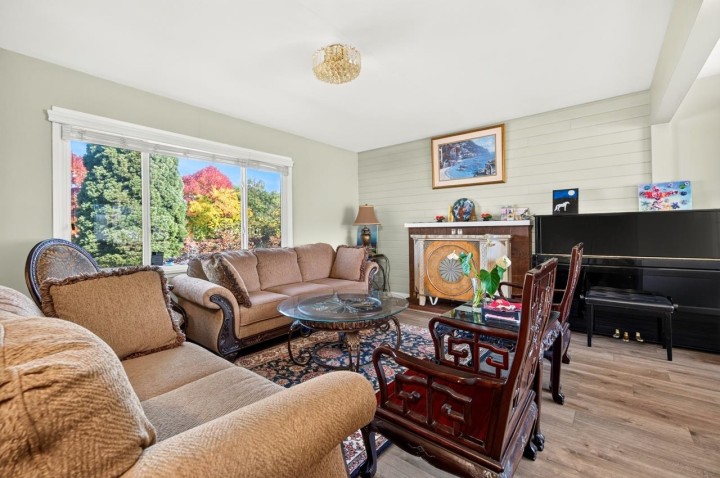 Photo 7 at 3232 W 16th Avenue, Arbutus, Vancouver West