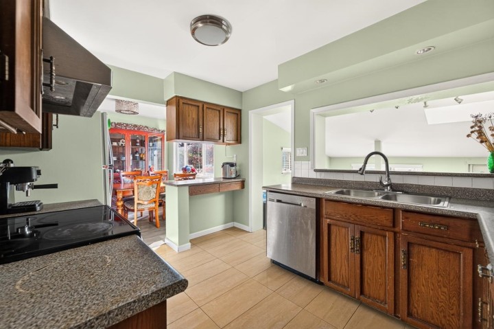 Photo 15 at 3232 W 16th Avenue, Arbutus, Vancouver West