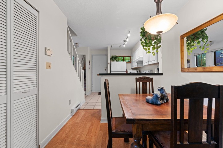 Photo 16 at 31 - 460 W 16th Avenue, Cambie, Vancouver West