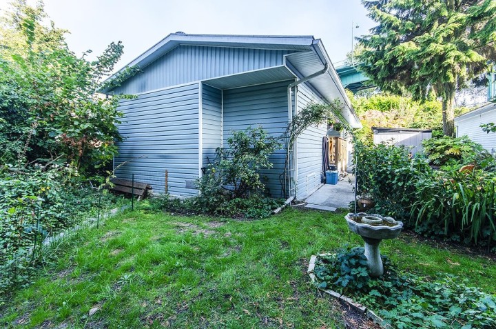 Photo 26 at 227 Tomahawk Avenue, Park Royal, West Vancouver