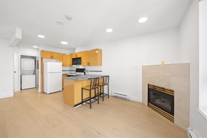 Photo 17 at 1610 - 939 Homer Street, Yaletown, Vancouver West