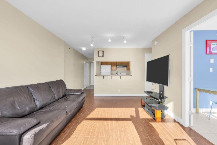 Photo 13 at 2702 - 5380 Oben Street, Collingwood VE, Vancouver East