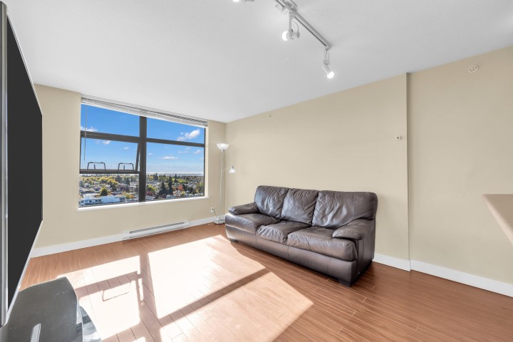 Photo 11 at 2702 - 5380 Oben Street, Collingwood VE, Vancouver East