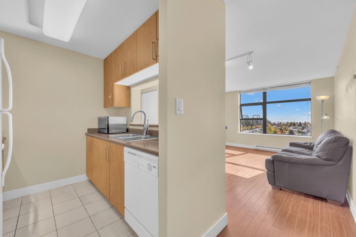 Photo 4 at 2702 - 5380 Oben Street, Collingwood VE, Vancouver East