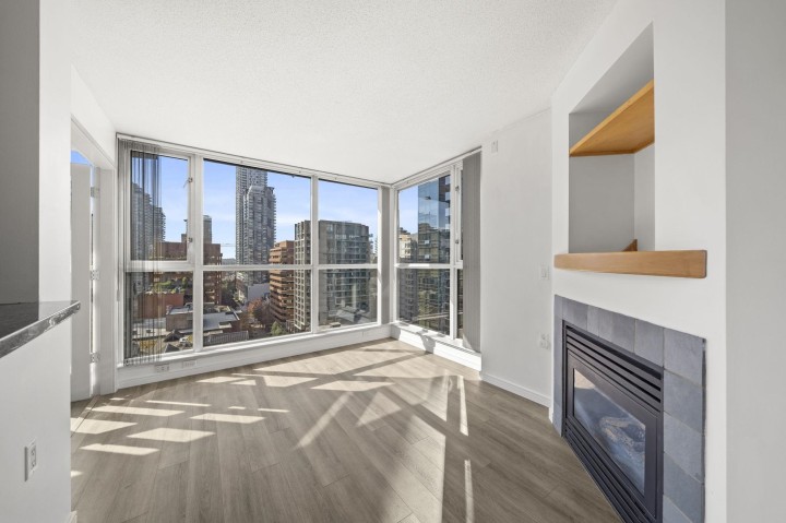 Photo 16 at 1807 - 1068 Hornby Street, Downtown VW, Vancouver West
