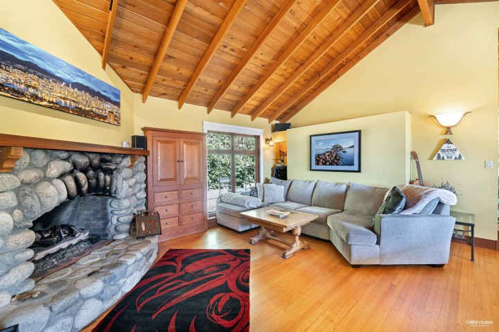 Photo 13 at 2261 Gisby Street, Altamont, West Vancouver