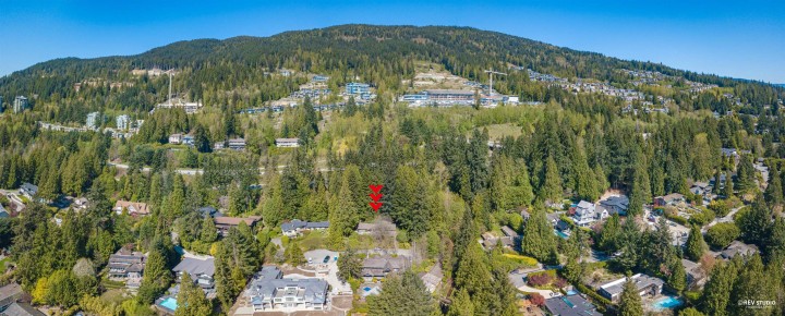 Photo 36 at 2261 Gisby Street, Altamont, West Vancouver