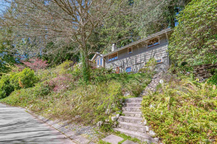 Photo 33 at 2261 Gisby Street, Altamont, West Vancouver