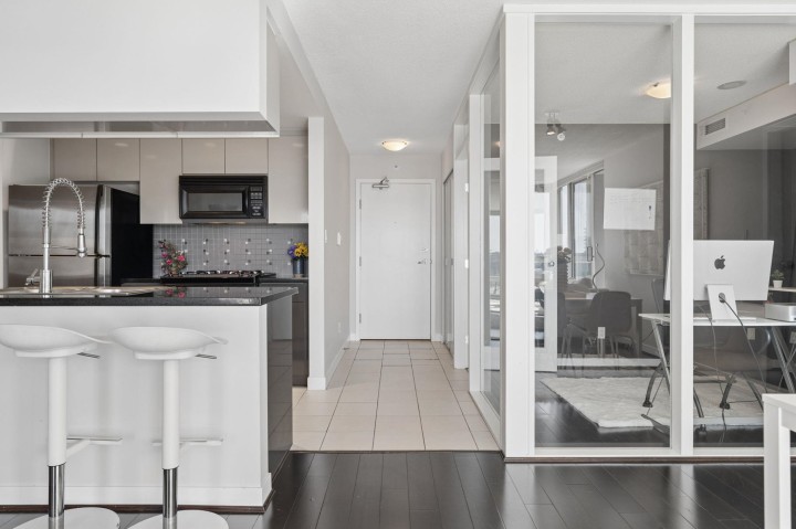 Photo 23 at 908 - 1408 Strathmore Mews, Yaletown, Vancouver West