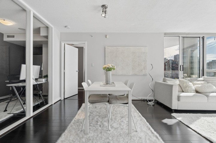 Photo 26 at 908 - 1408 Strathmore Mews, Yaletown, Vancouver West