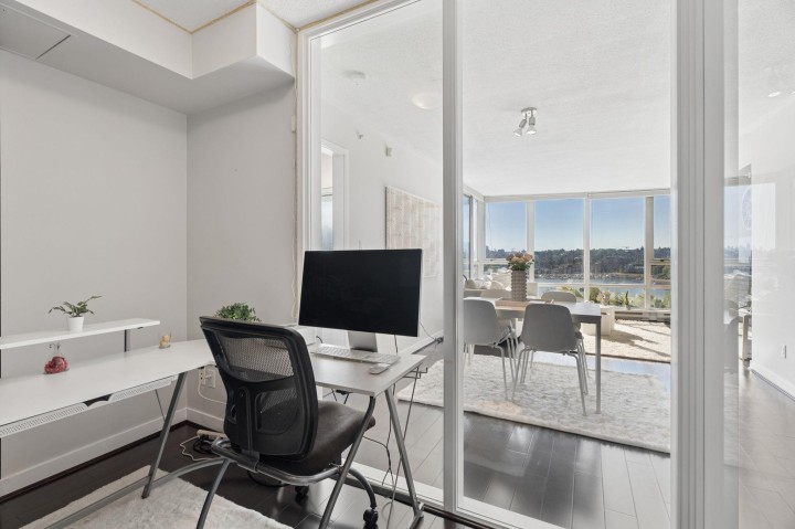 Photo 5 at 908 - 1408 Strathmore Mews, Yaletown, Vancouver West