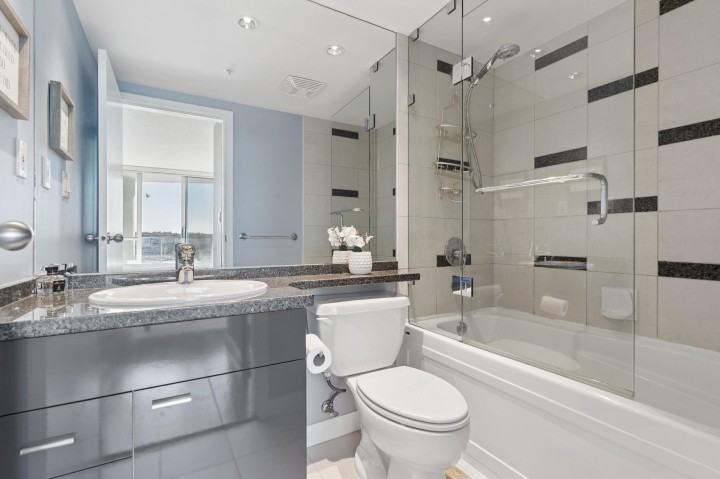 Photo 29 at 908 - 1408 Strathmore Mews, Yaletown, Vancouver West