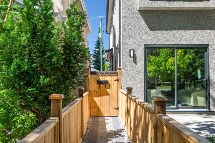 Photo 32 at 2 - 3771 W King Edward Avenue, Dunbar, Vancouver West