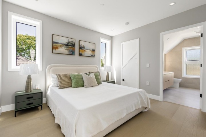 Photo 14 at 2 - 3771 W King Edward Avenue, Dunbar, Vancouver West