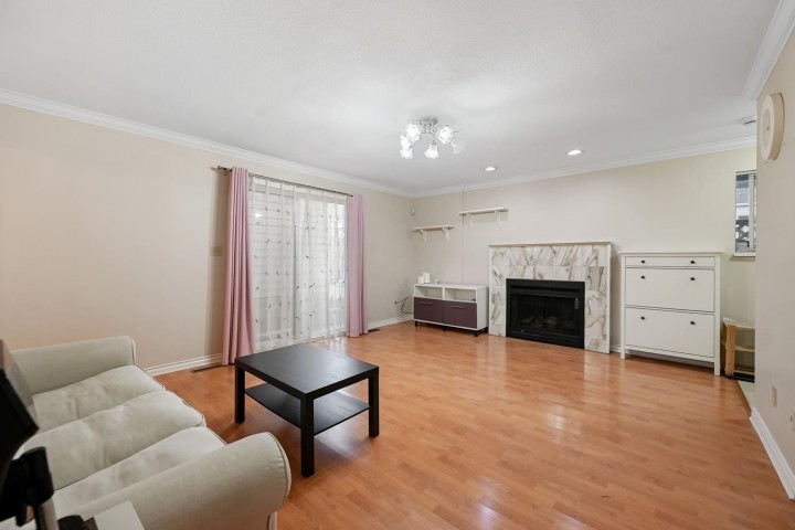 Photo 18 at 819 W 70th Avenue, Marpole, Vancouver West